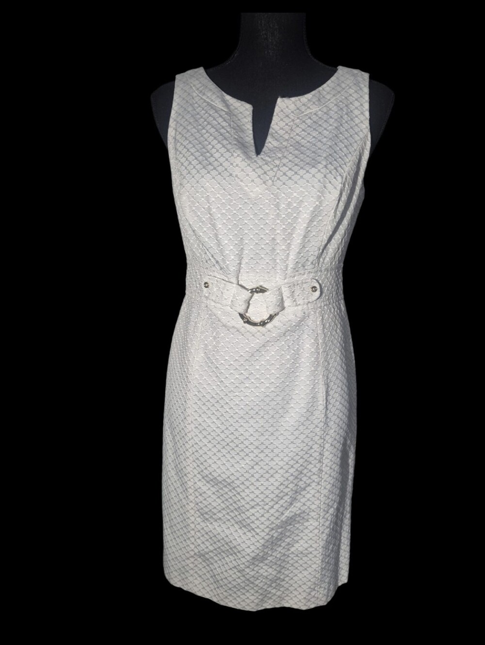 Liz Claiborne White Textured Sheath Dress Belted Notch Neck Knee Length - Size 6